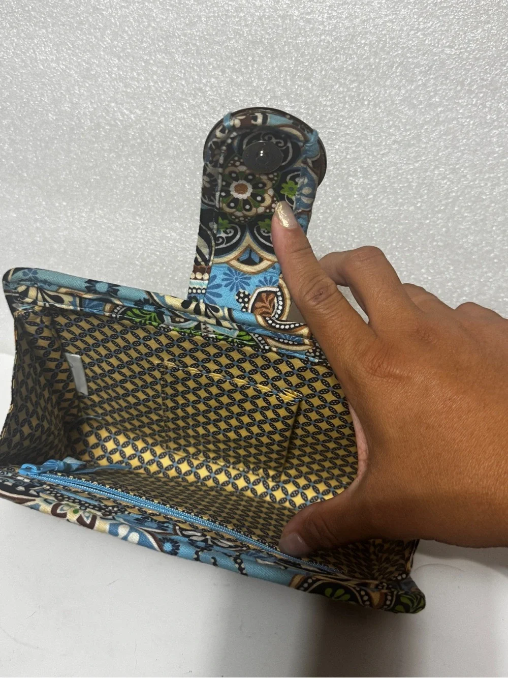 Vera Bradley Tan Woven Rattan Wallet with Blue Floral Trim